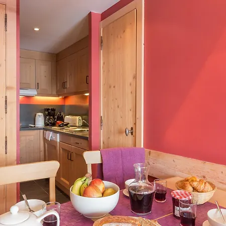 Aparthotel Pierre & Premium Les Crets 4*