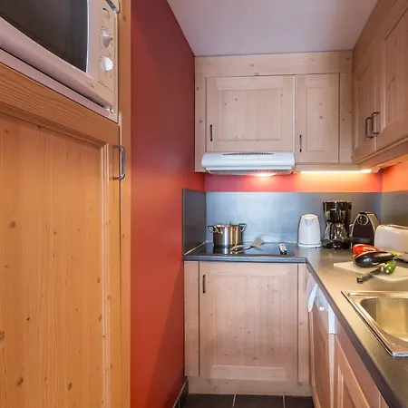 Aparthotel Pierre & Premium Les Crets 4*