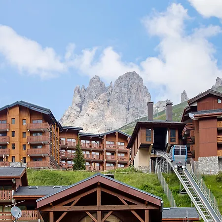 Pierre & Premium Les Crets Aparthotel 4*