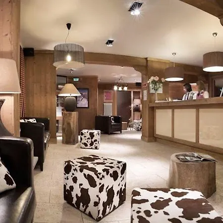 Pierre & Premium Les Crets Aparthotel 4*