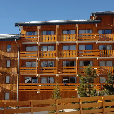 Aparthotel Pierre & Premium Les Crets Les Allues